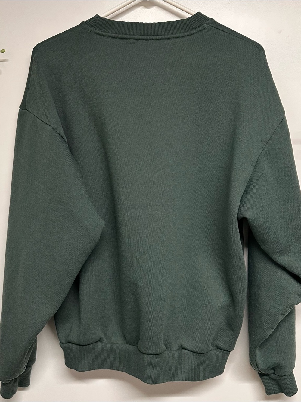Alo accolade green long sleeve crew neck sweatshirt, size small - Picture 2 of 2